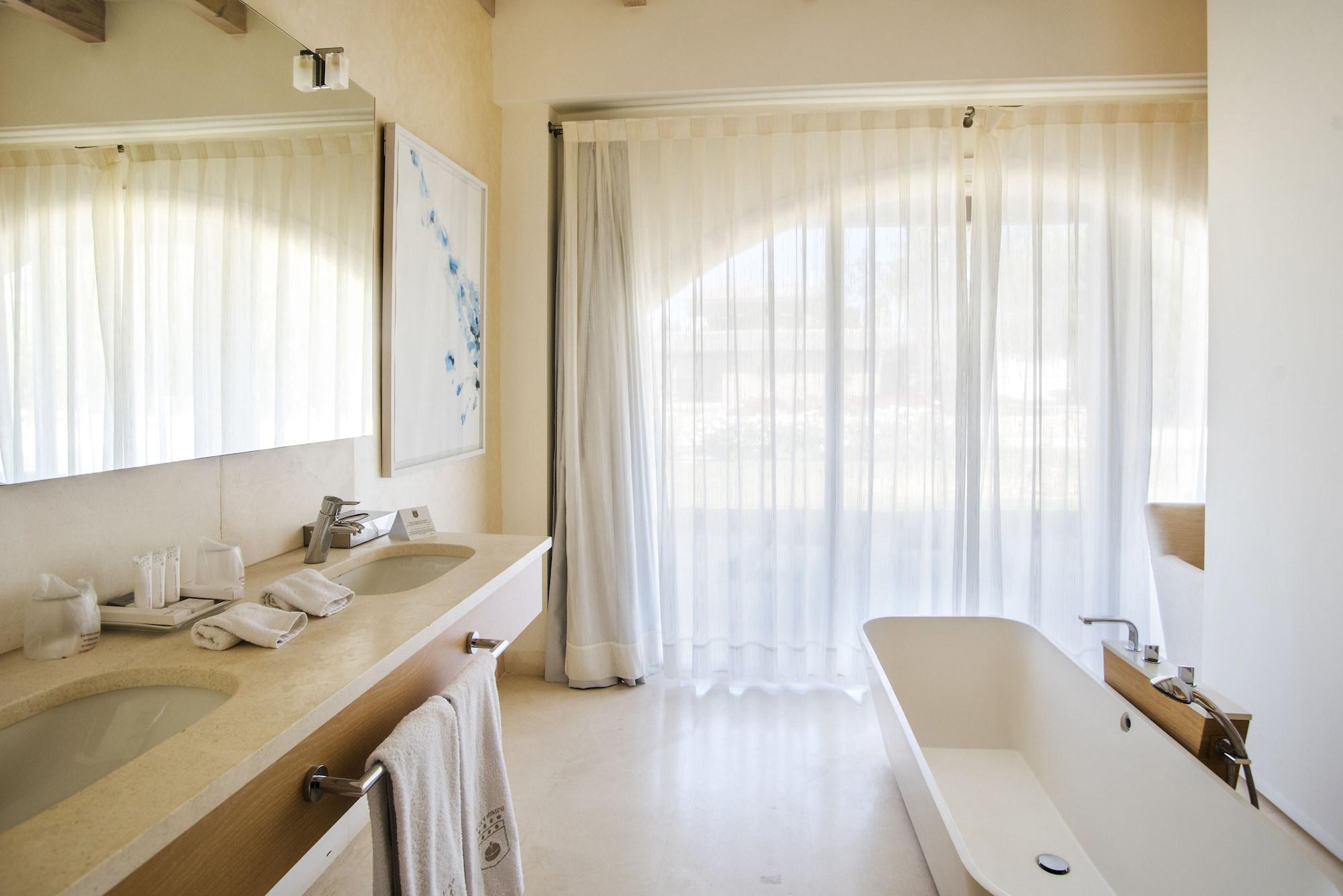 Hotel Ca'N Bonico Ses Salines  Bagian luar foto