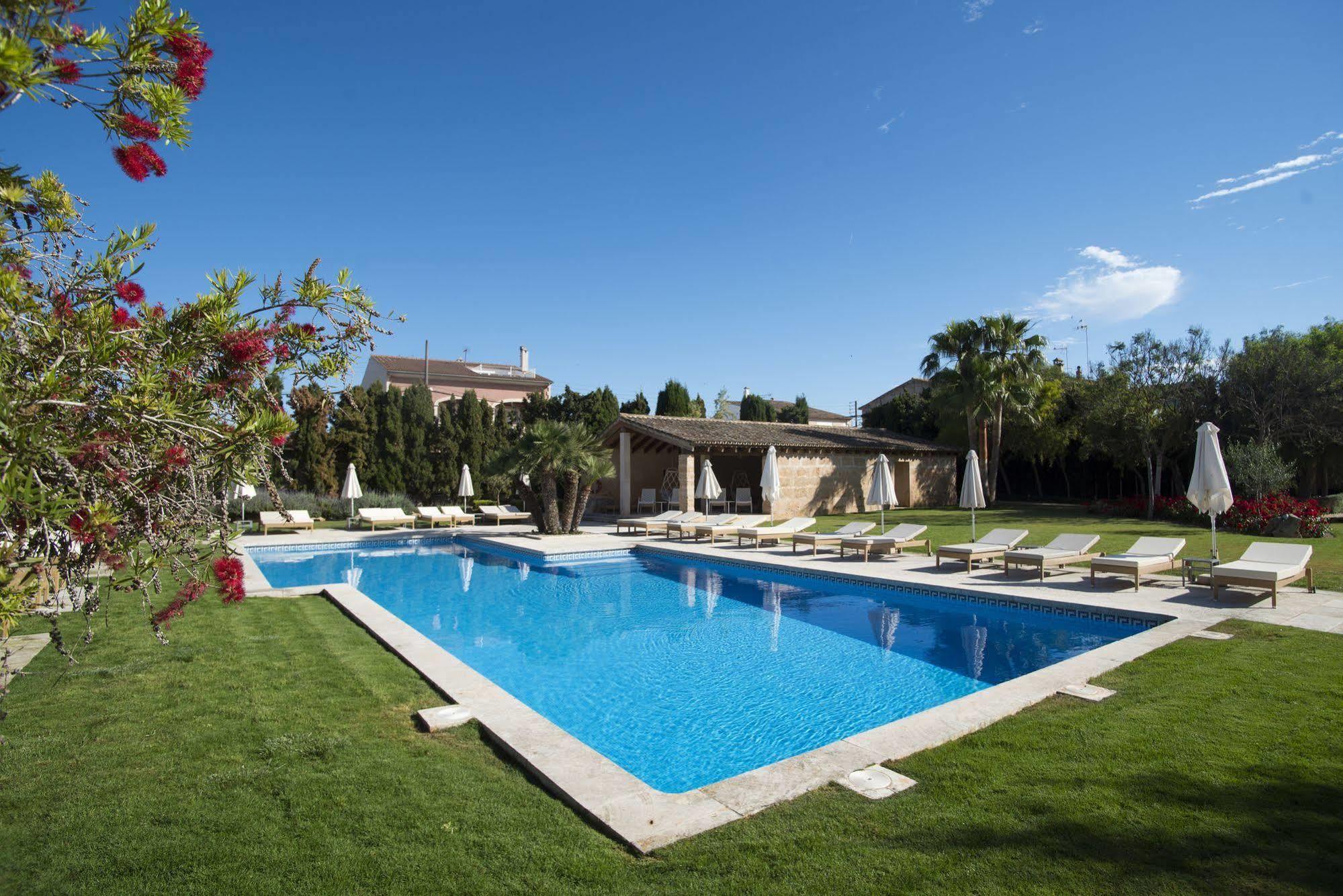 Hotel Ca'N Bonico Ses Salines  Bagian luar foto