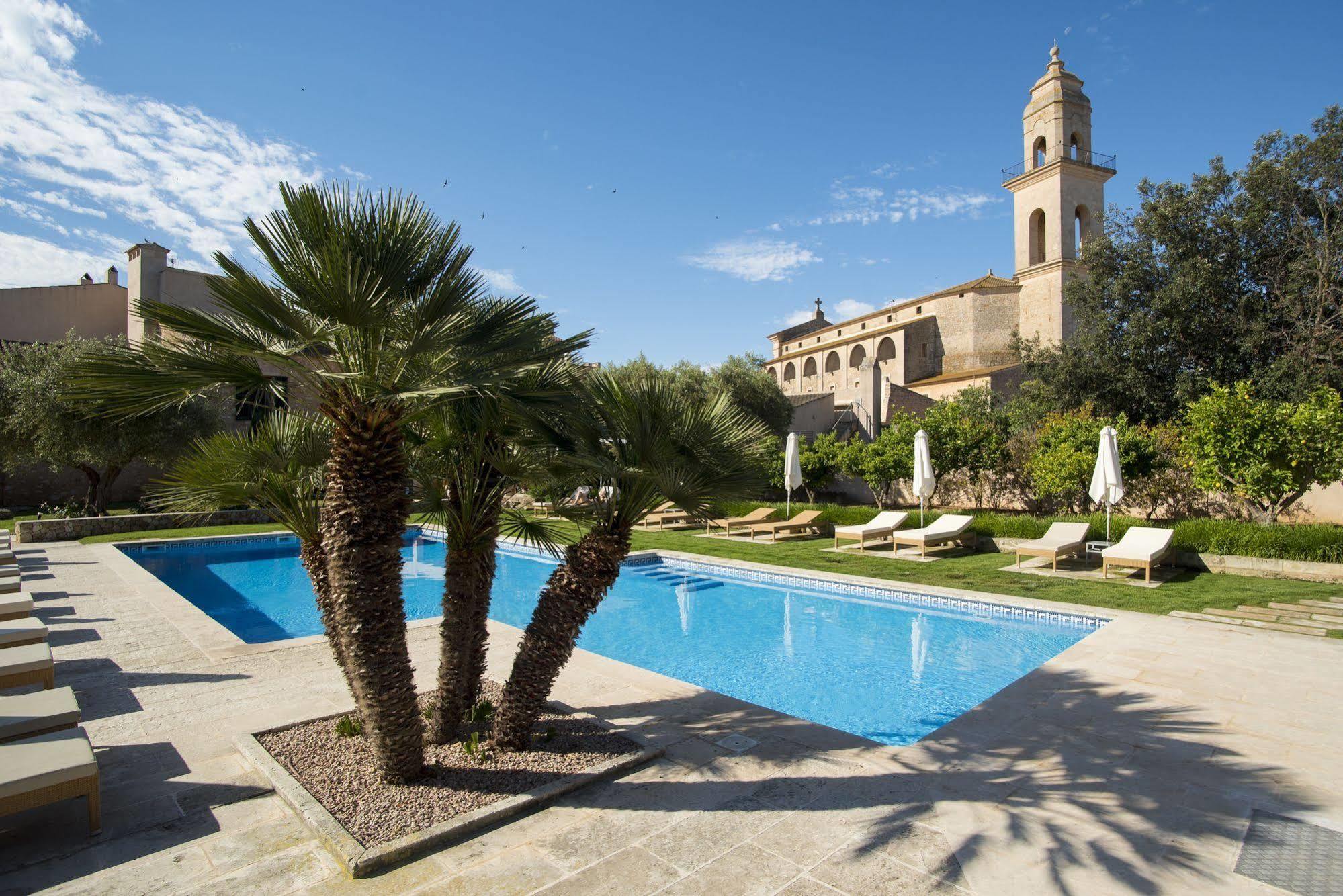 Hotel Ca'N Bonico Ses Salines  Bagian luar foto