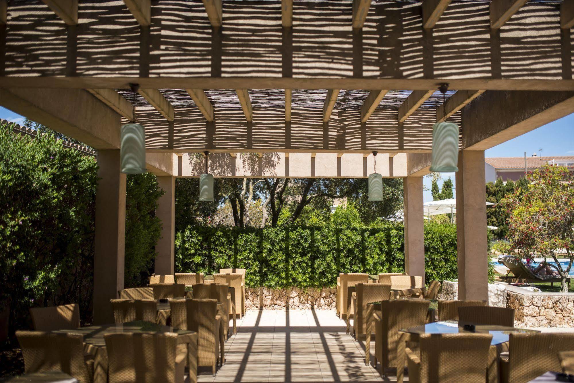 Hotel Ca'N Bonico Ses Salines  Bagian luar foto